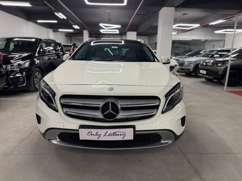 Mercedes Benz GLA Class 200 d Sport