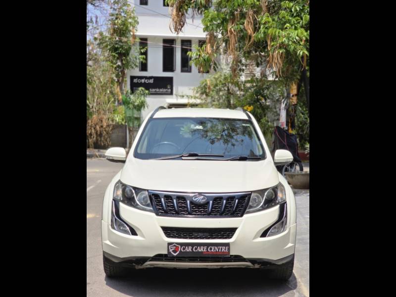 Mahindra XUV500 W8 FWD AT 1.99