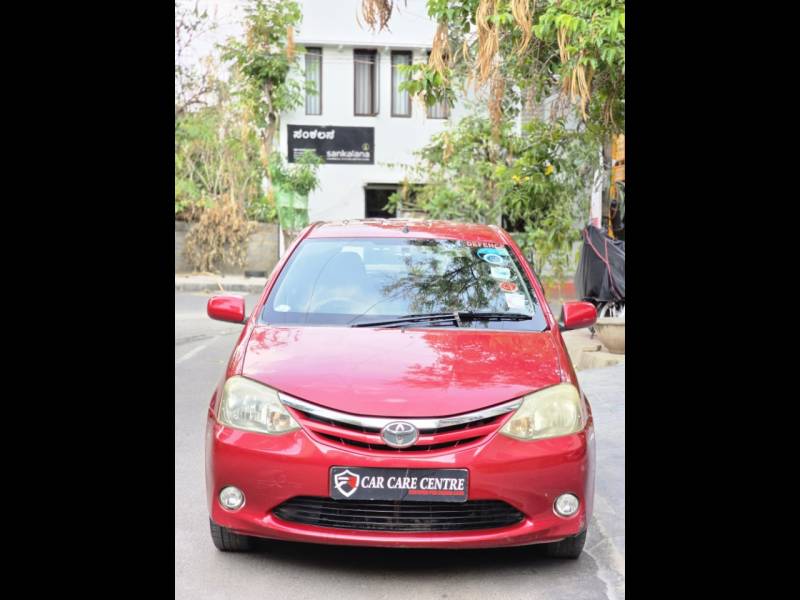 Toyota Etios Liva V