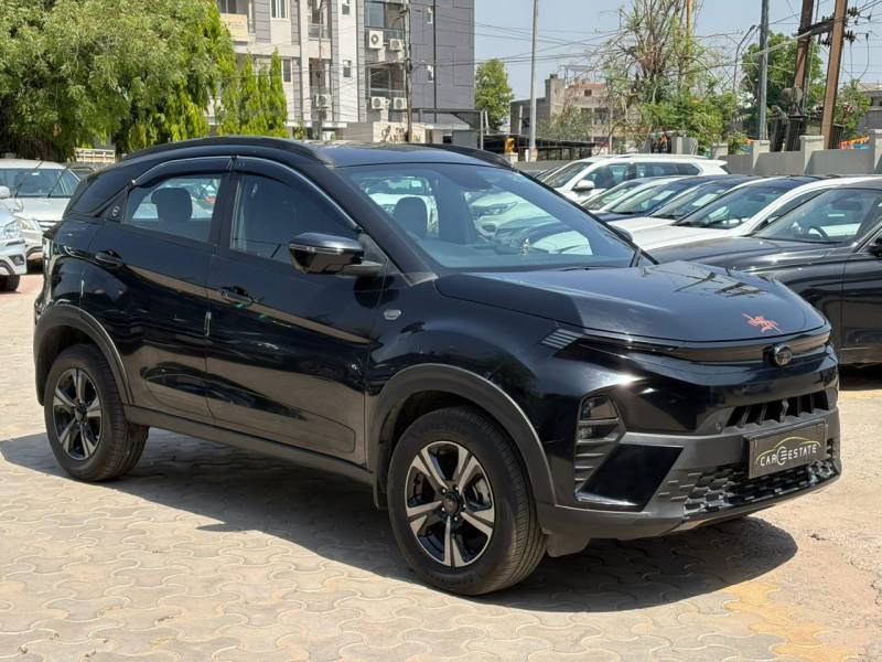 Tata Nexon Fearless Plus (PS) 1.2 Petrol 7DCA Dark Edition