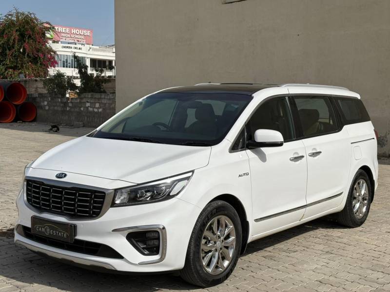 Kia Carnival Limousine 7 STR