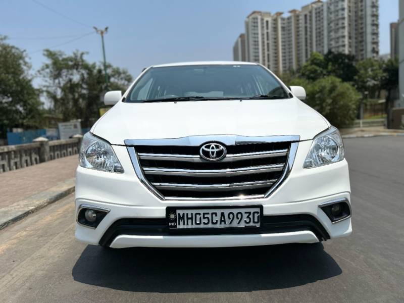 Toyota Innova 2.5 GX 8 STR
