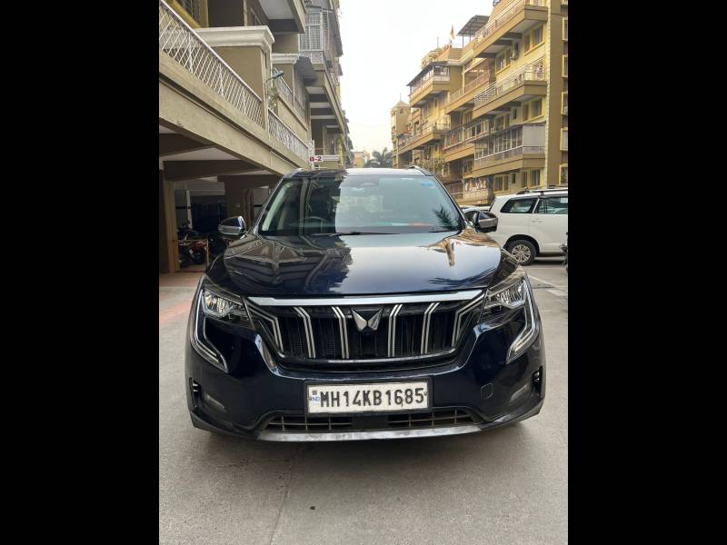Mahindra XUV700 AX7 Luxury Pack Diesel AT 7 STR