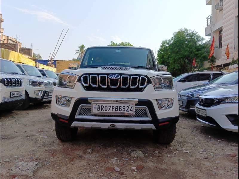 Mahindra Scorpio S7 120 2WD
