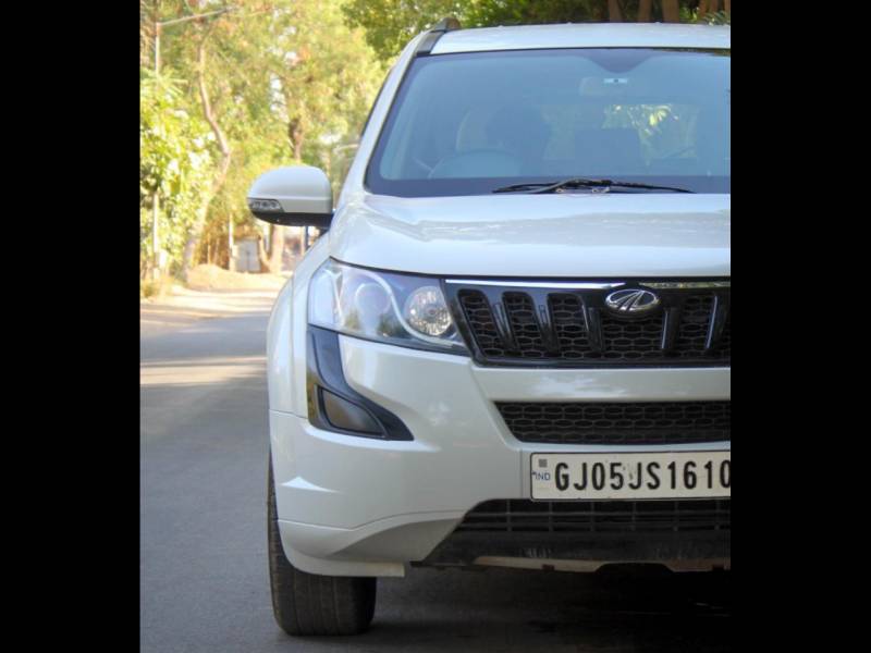 Mahindra XUV500 W4 1.99