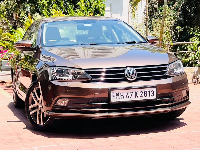 Volkswagen Jetta Highline TDI (AT)