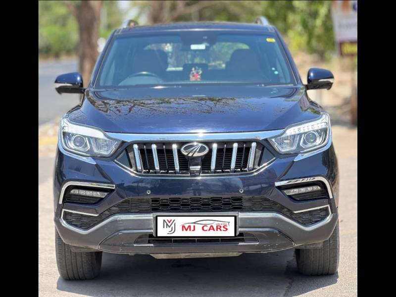 Mahindra Alturas G4 4WD AT
