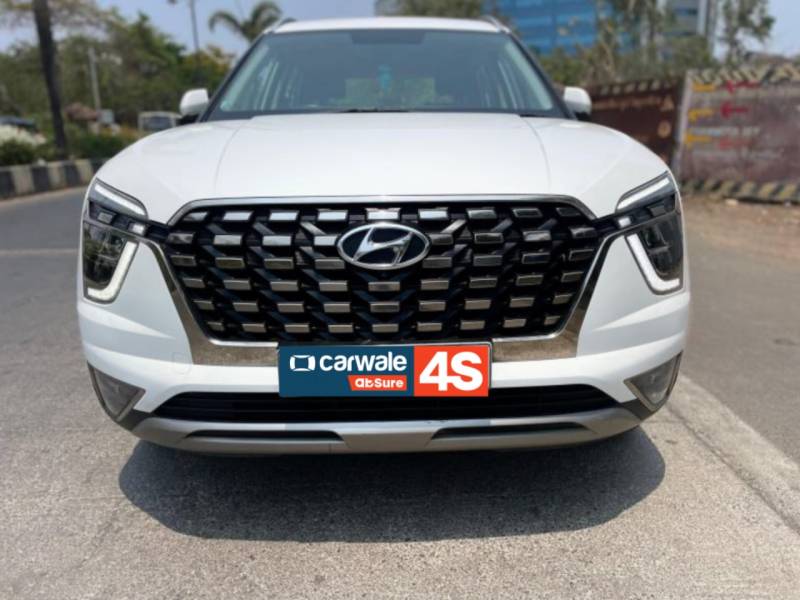Hyundai Alcazar Platinum (O) 6 STR 2.0 Petrol AT
