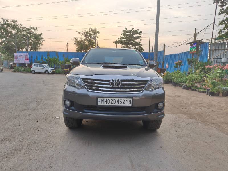 Toyota Fortuner 3.0 4X2 MT