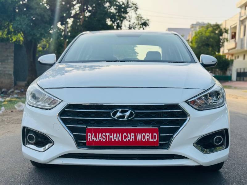 Hyundai Verna SX 1.6 CRDi