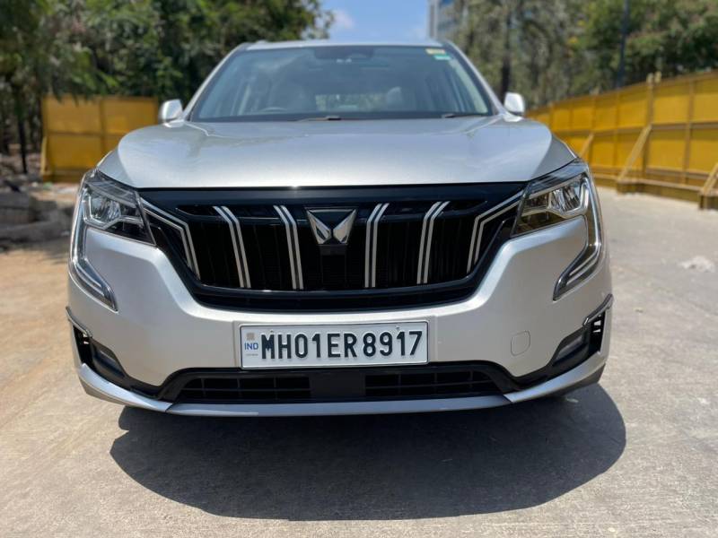 Mahindra XUV700 AX7 Luxury Pack Diesel AT 7 STR