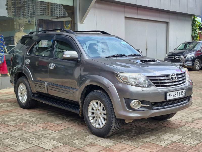 Toyota Fortuner 3.0 4X2 MT