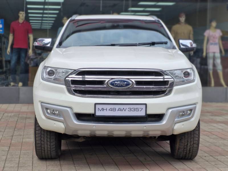 Ford Endeavour Trend 3.2 4x4 AT