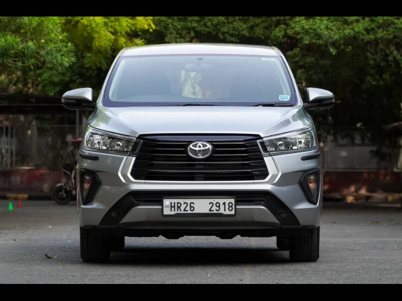 Toyota Innova Crysta 2.4 GX 7 STR