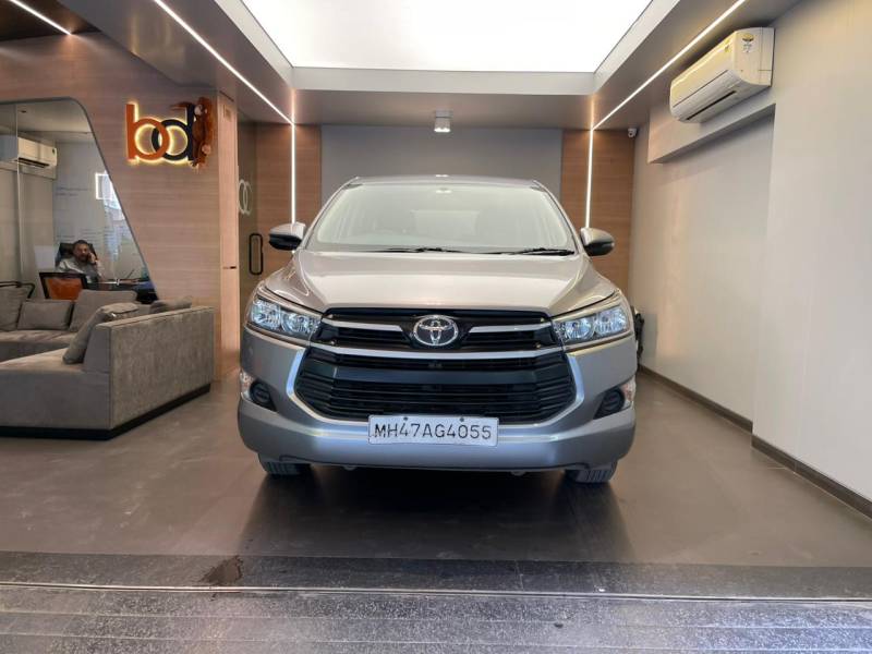Toyota Innova Crysta 2.8 GX AT 7 STR
