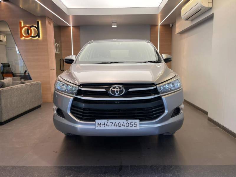 Toyota Innova Crysta 2.8 GX AT 7 STR