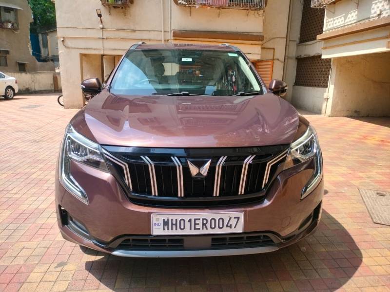 Mahindra XUV700 AX7 Luxury Pack Diesel AT 7 STR