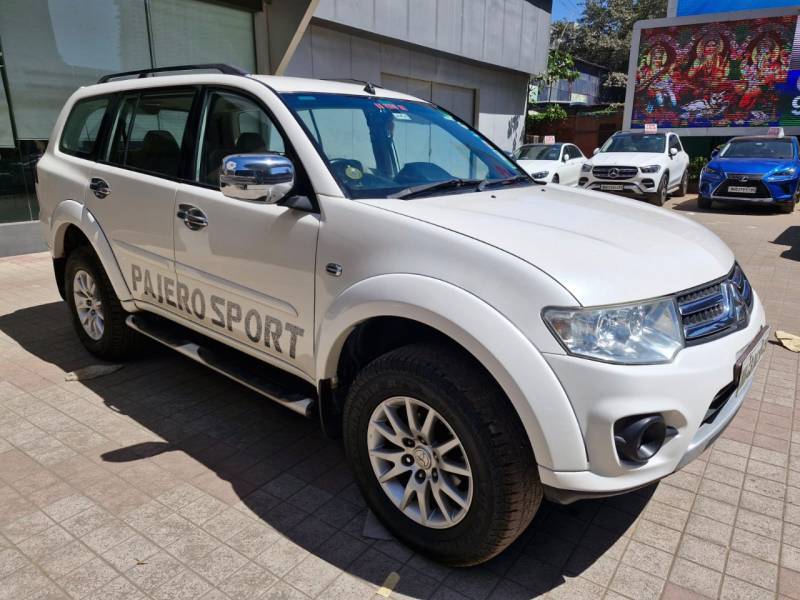 Mitsubishi Pajero Sport 2.5 AT