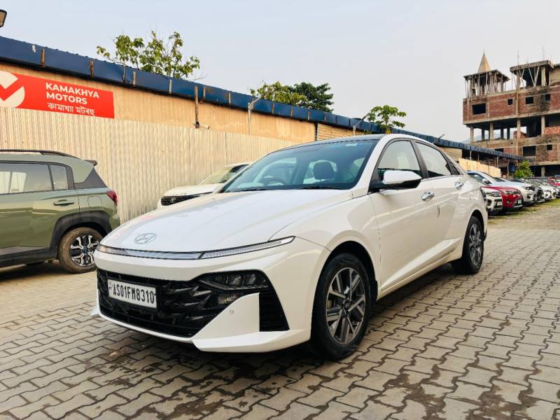 Hyundai Verna SX (O)1.5 MPi