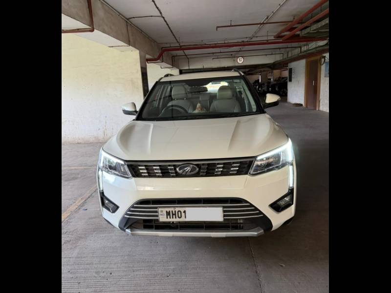 Mahindra XUV 300 W8 (O) 1.5 Diesel