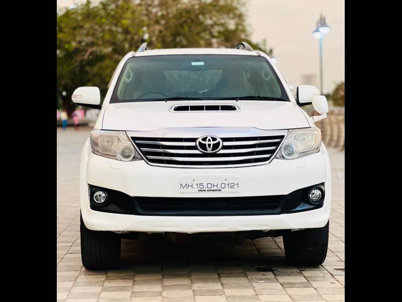 Toyota Fortuner 3.0 4X4 MT