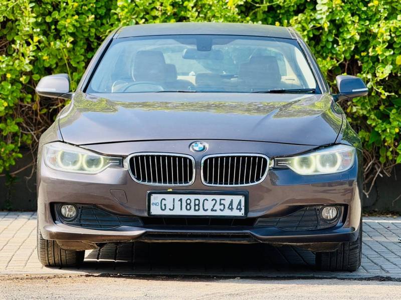 BMW 3 Series 320d Luxury Line
