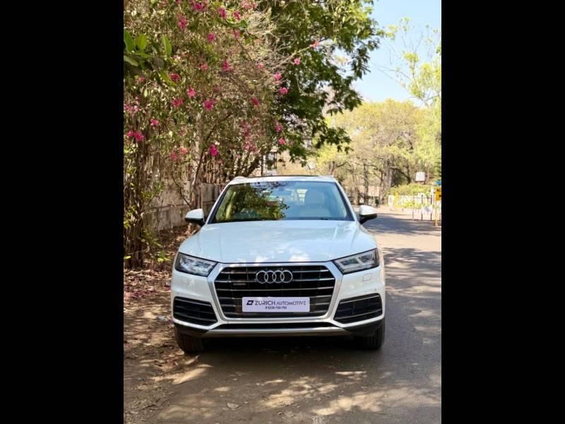 Audi Q5 35 TDI Premium Plus