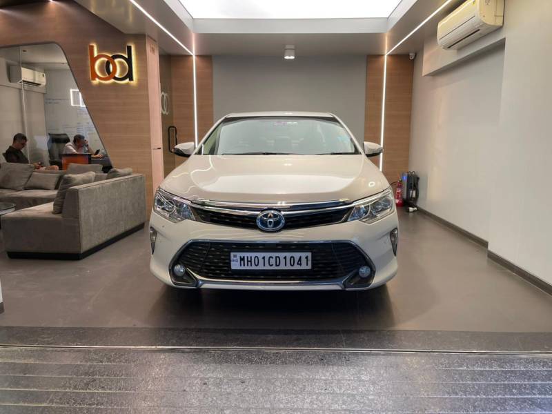 Toyota Camry Hybrid