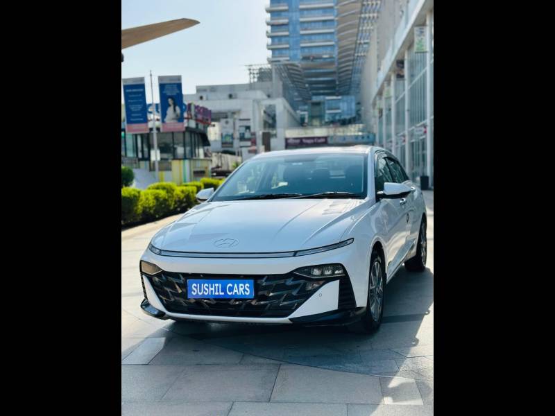 Hyundai Verna SX (O) 1.5 Petrol IVT