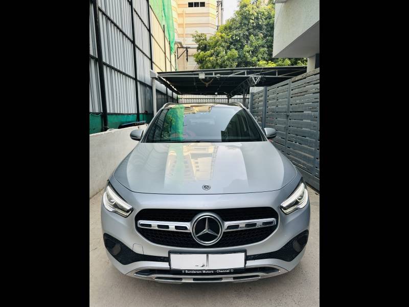 Mercedes Benz GLA Class 220d 4MATIC