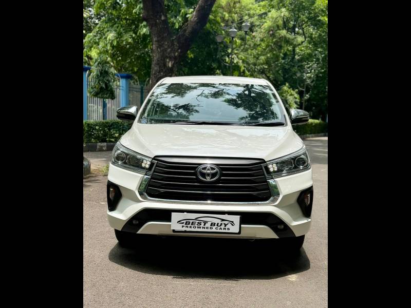 Toyota Innova Crysta 2.4 Z 7 STR
