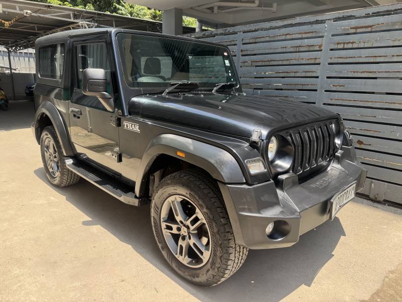 Mahindra Thar LX Hard Top Petrol AT RWD