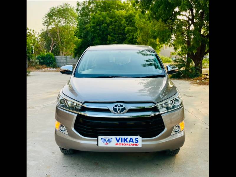 Toyota Innova Crysta 2.7 ZX AT 7 STR