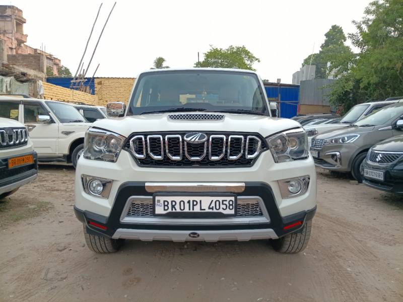 Mahindra Scorpio S9 2WD 7 STR
