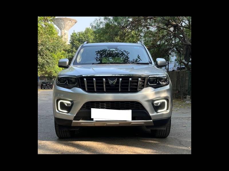 Mahindra Scorpio-N Z8 Diesel AT 2WD 7 STR