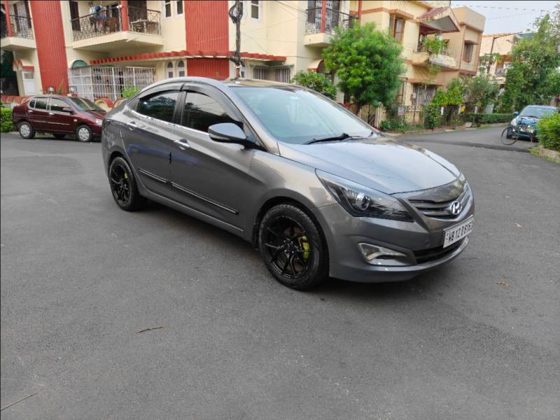 Hyundai Verna 1.6 VTVT SX
