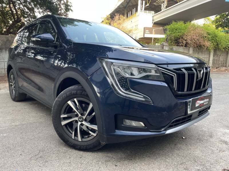 Mahindra XUV700 AX 5 Petrol MT 7 STR