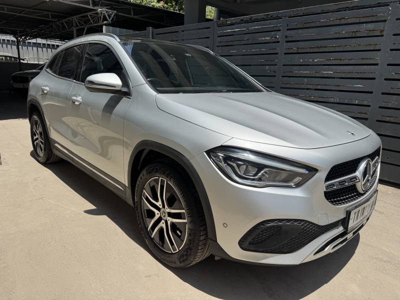 Mercedes Benz GLA Class 220d 4MATIC