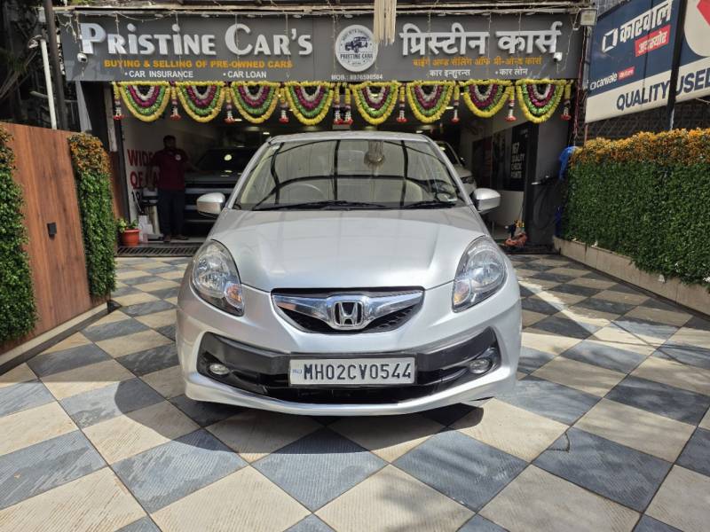 Honda Brio V AT