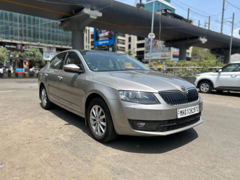 Skoda Octavia Style Plus 1.8 TSI AT (Petrol)