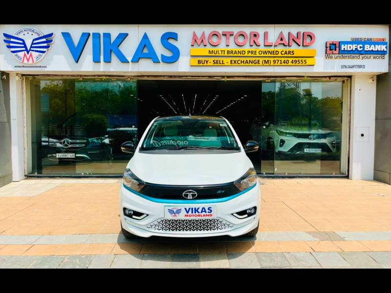 Tata Tiago EV XZ Plus Tech LUX Long Range