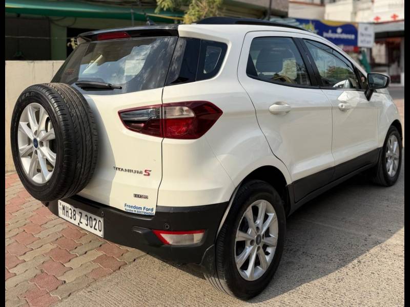 Ford EcoSport 1.5 TDCi Titanium(O) MT Diesel