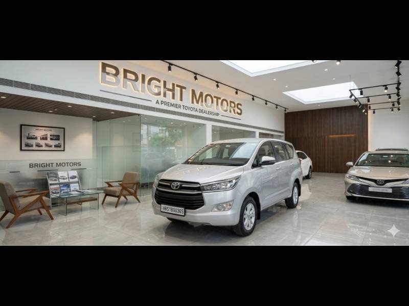 Toyota Innova Crysta 2.4 GX 7 STR