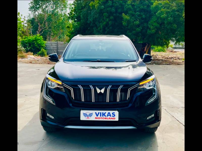 Mahindra XUV700 AX5 Diesel MT 7 STR