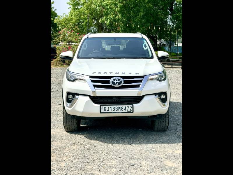 Toyota Fortuner 2.8 4x2 AT