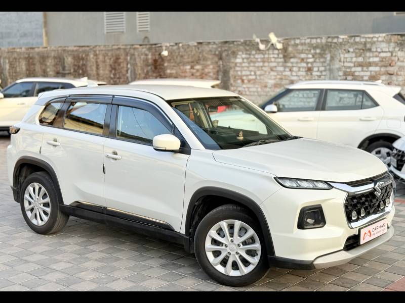Maruti Suzuki Grand Vitara Delta Smart Hybrid AT