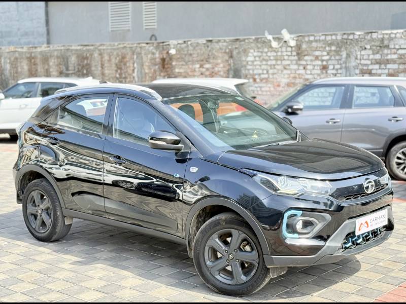 Tata Nexon EV XZ Plus LUX Dark Edition