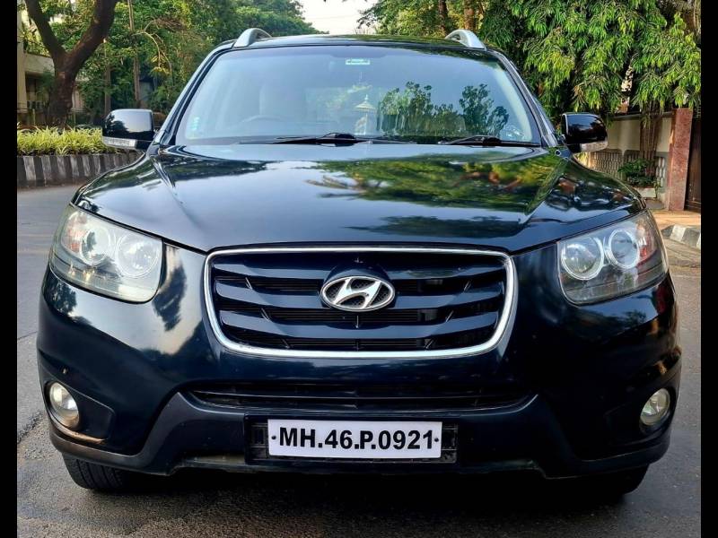 Hyundai Santa Fe 4 WD (AT)