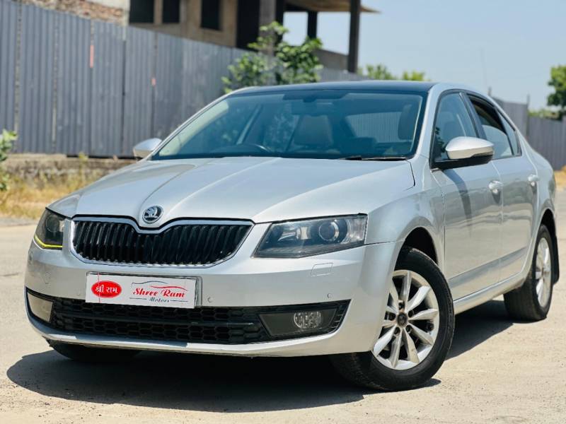 Skoda Octavia Elegance 2.0 TDI CR AT (Diesel)