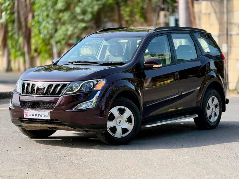 Mahindra XUV500 W6 FWD